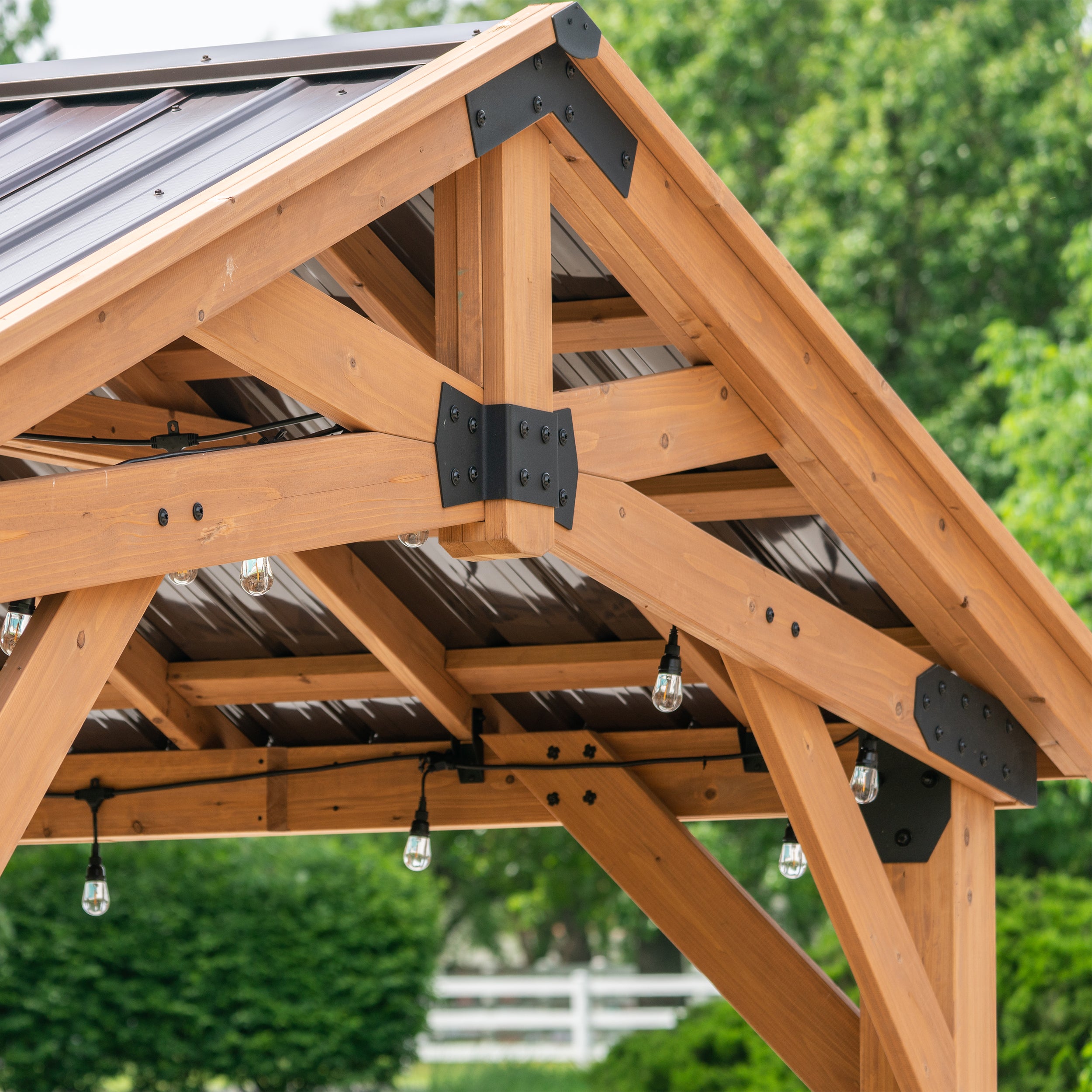 5.0m x 3.7m (16ft x 12ft) Norwood Gazebo