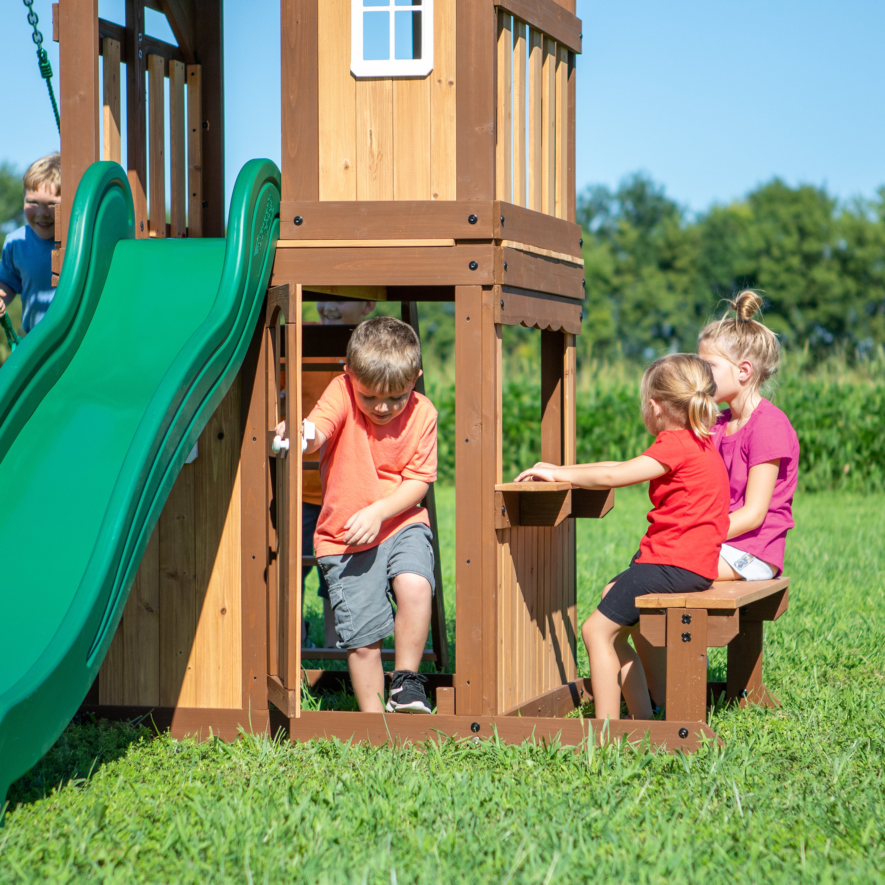 Lakewood Swing Set and Climbing Frame